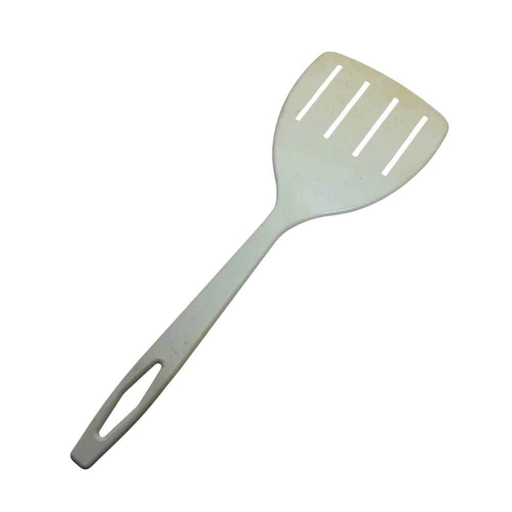 Vintage Tailor Made Products Off White Nylon Slotted Spatula Turner USA 11.5